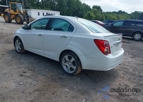 2014 Chevrolet Sonic Ltz Auto z USA, uszkodzony, nr VIN 1G1JE5SB3E4231310